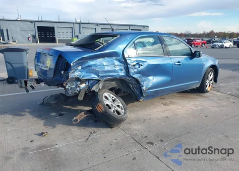 2010 Ford Fusion Se z USA, uszkodzony, nr VIN 3FAHP0HA6AR203297